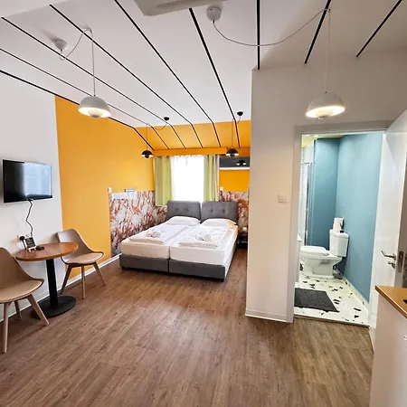 شقة Modern 11 Private Kitchenette And Bathroom ليماسول