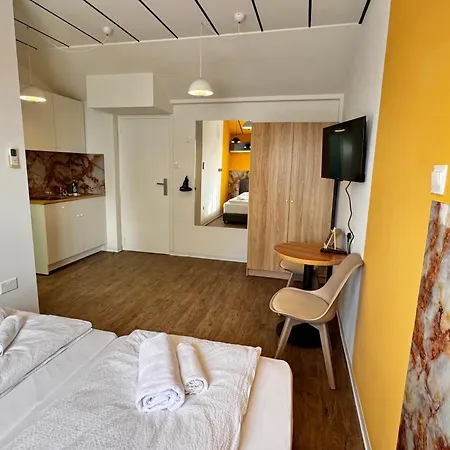 Modern 11 Private Kitchenette And Bathroom Apartment Limassol