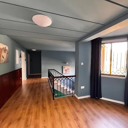 Modern 11 Private Kitchenette And Bathroom Apartamento